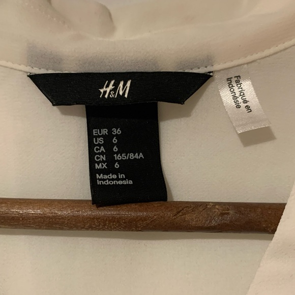H&M sheer white button down blouse, size US 6 - Picture 5 of 5